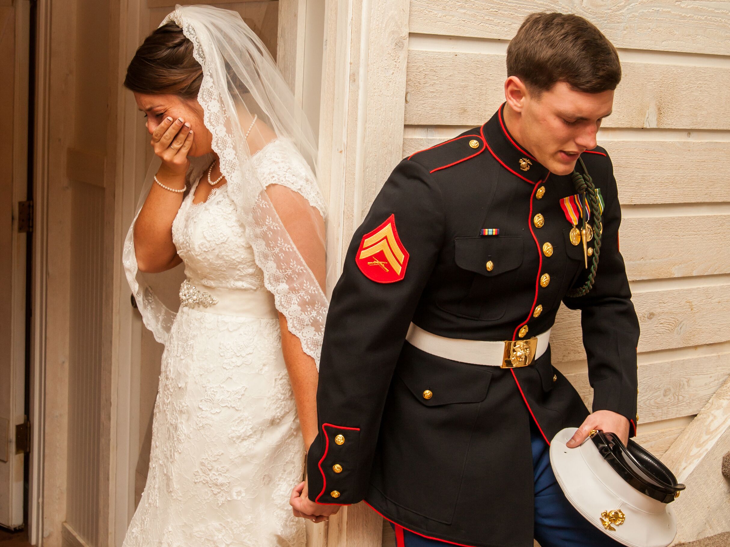 The 5 Real Reasons This Marine's Wedding Photo Went Viral