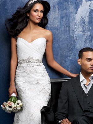 7 Slim Fitting Wedding Dresses