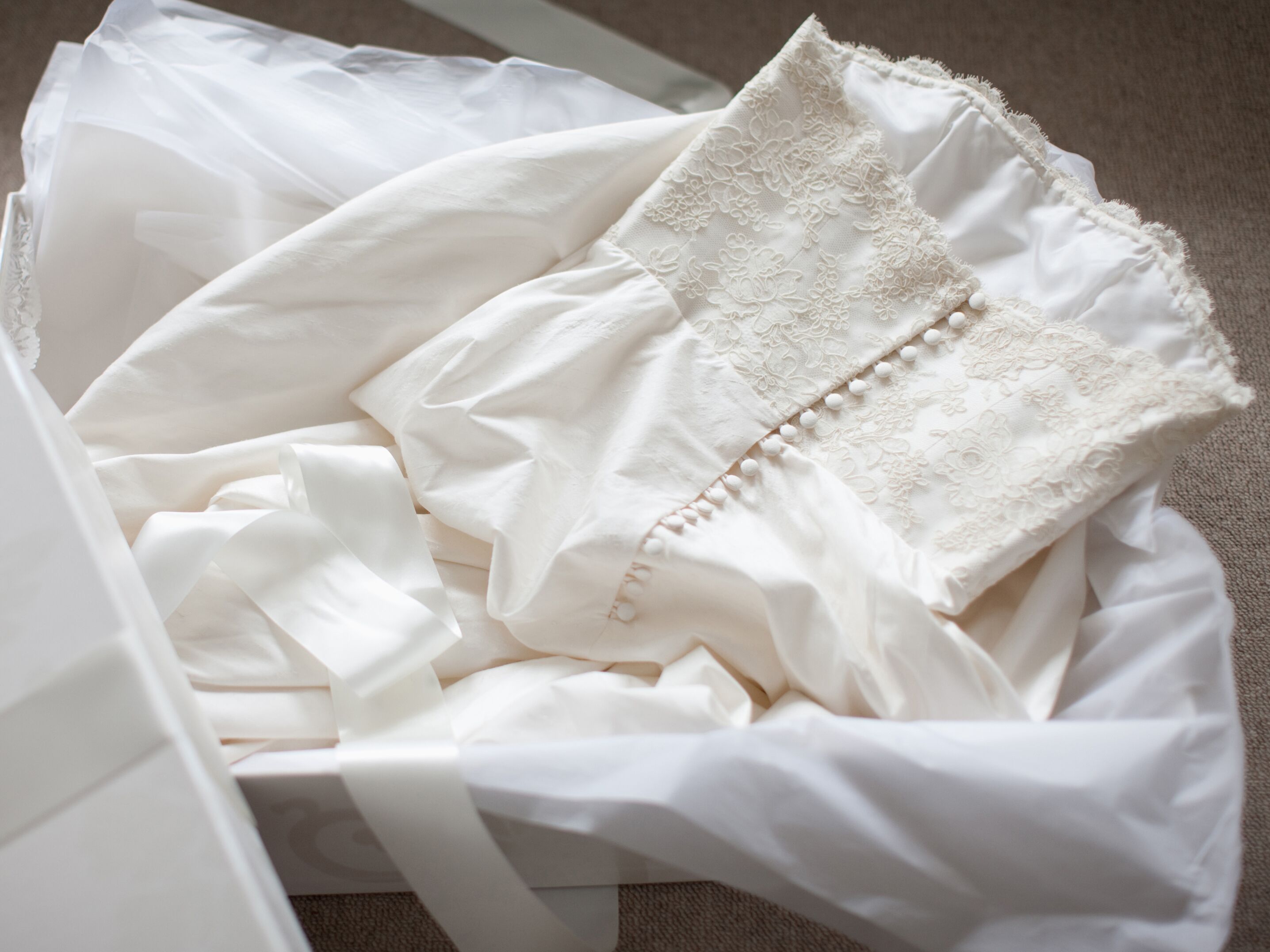 sell your used wedding dress