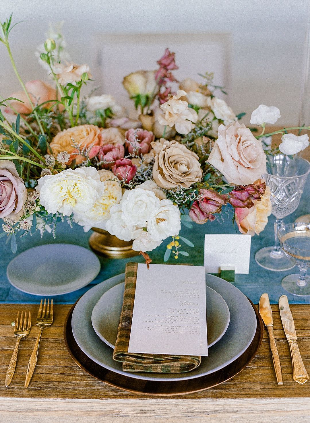 34 Rustic Wedding Centerpieces To Elevate Your Wedding