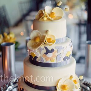 White Fondant Ribbon Cake