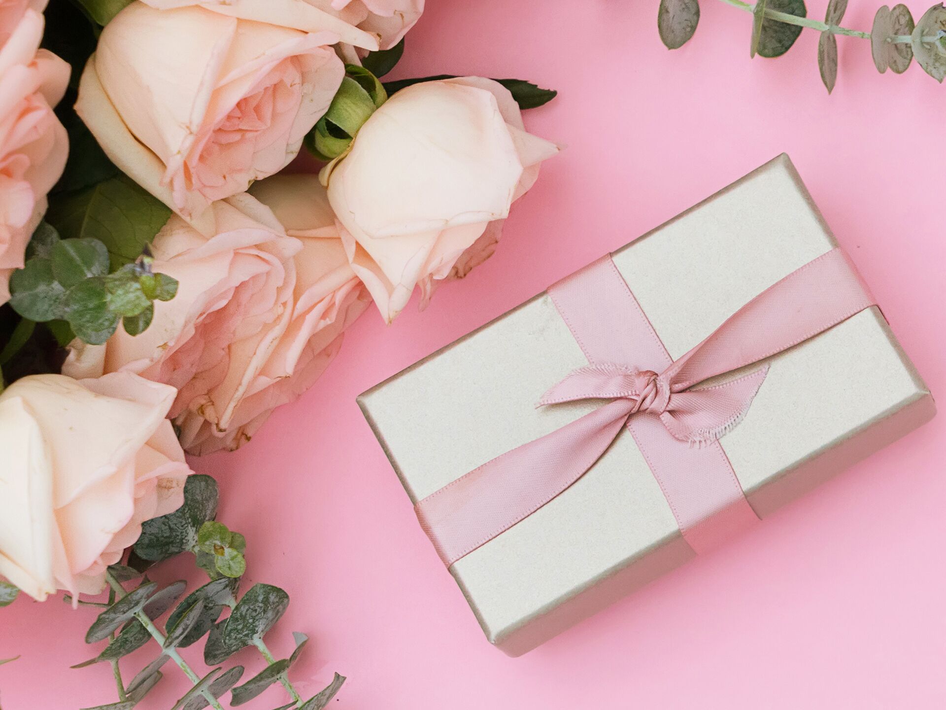 what to give as a wedding gift