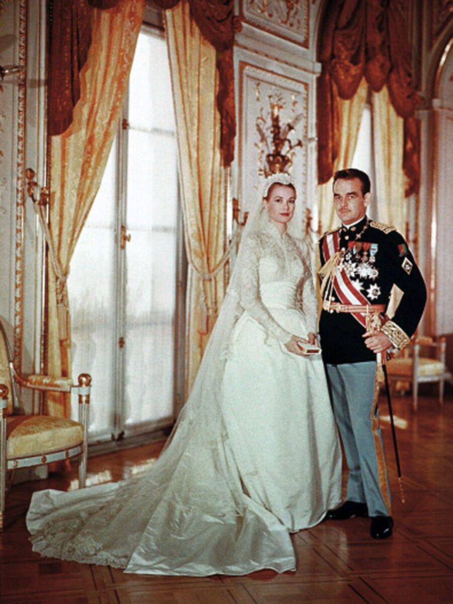 rochia de mireasă a lui Grace Kelly's wedding dress