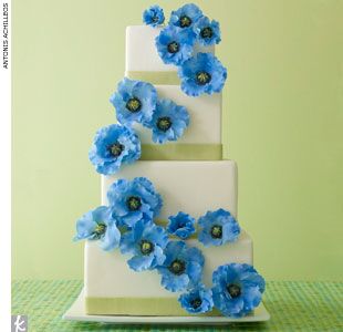  Gâteau de mariage floral bleu et vert 