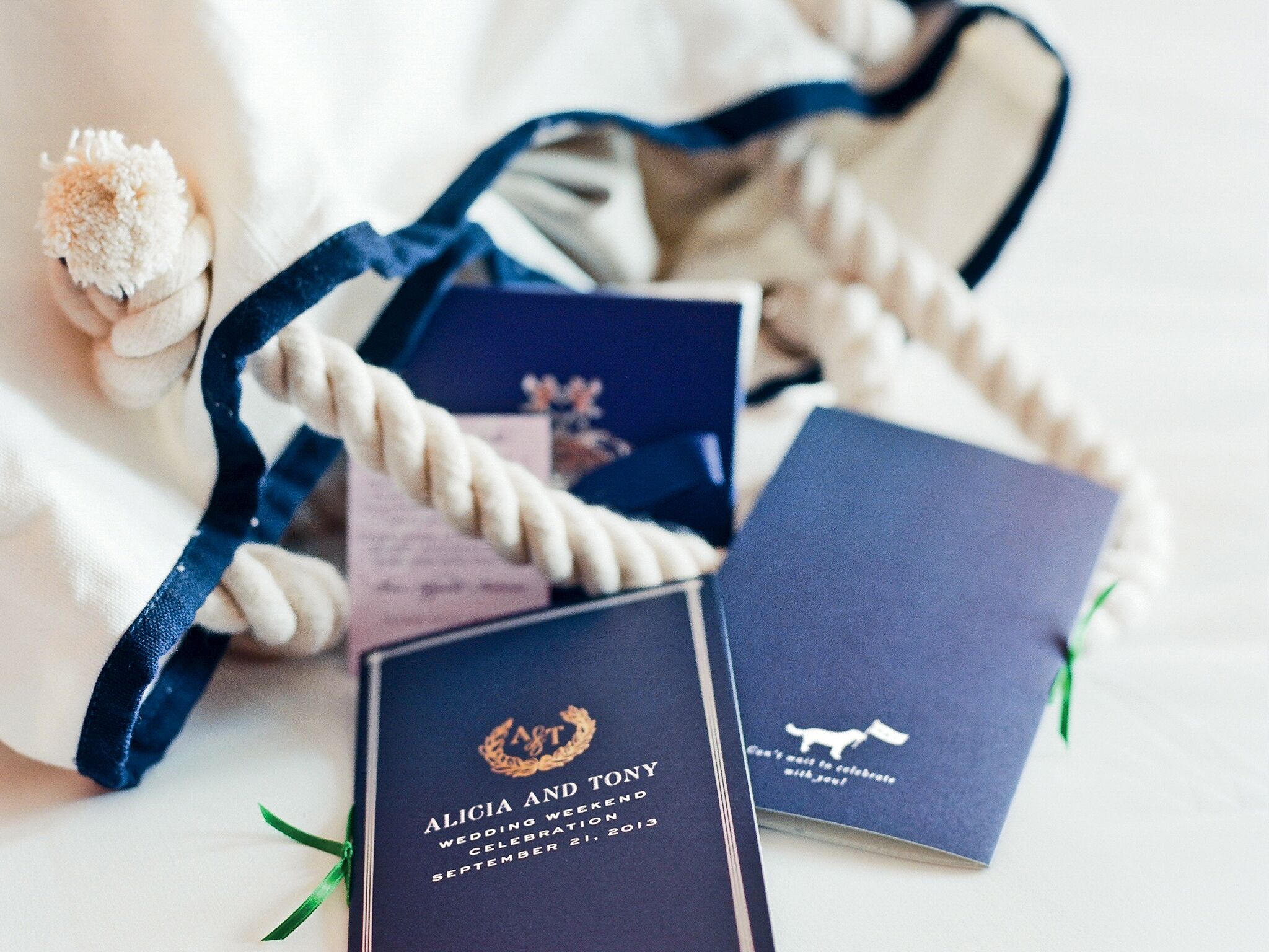 How to Create the Ideal Wedding Welcome Bags For Your Guests