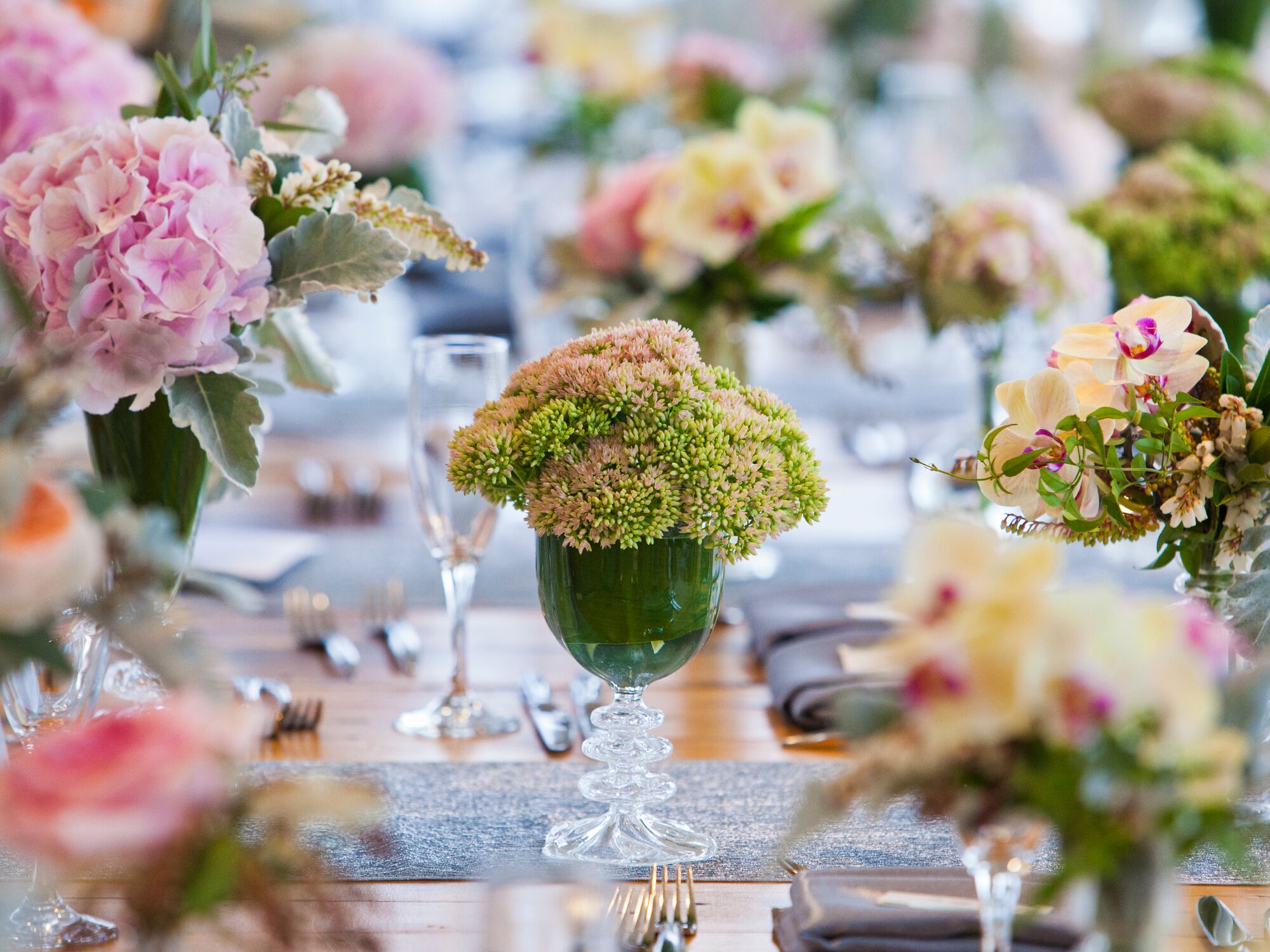 9 Ways To Save On Wedding Flowers