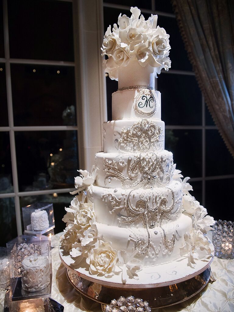 18 Wedding Cakes With Bling That Steal The Show 