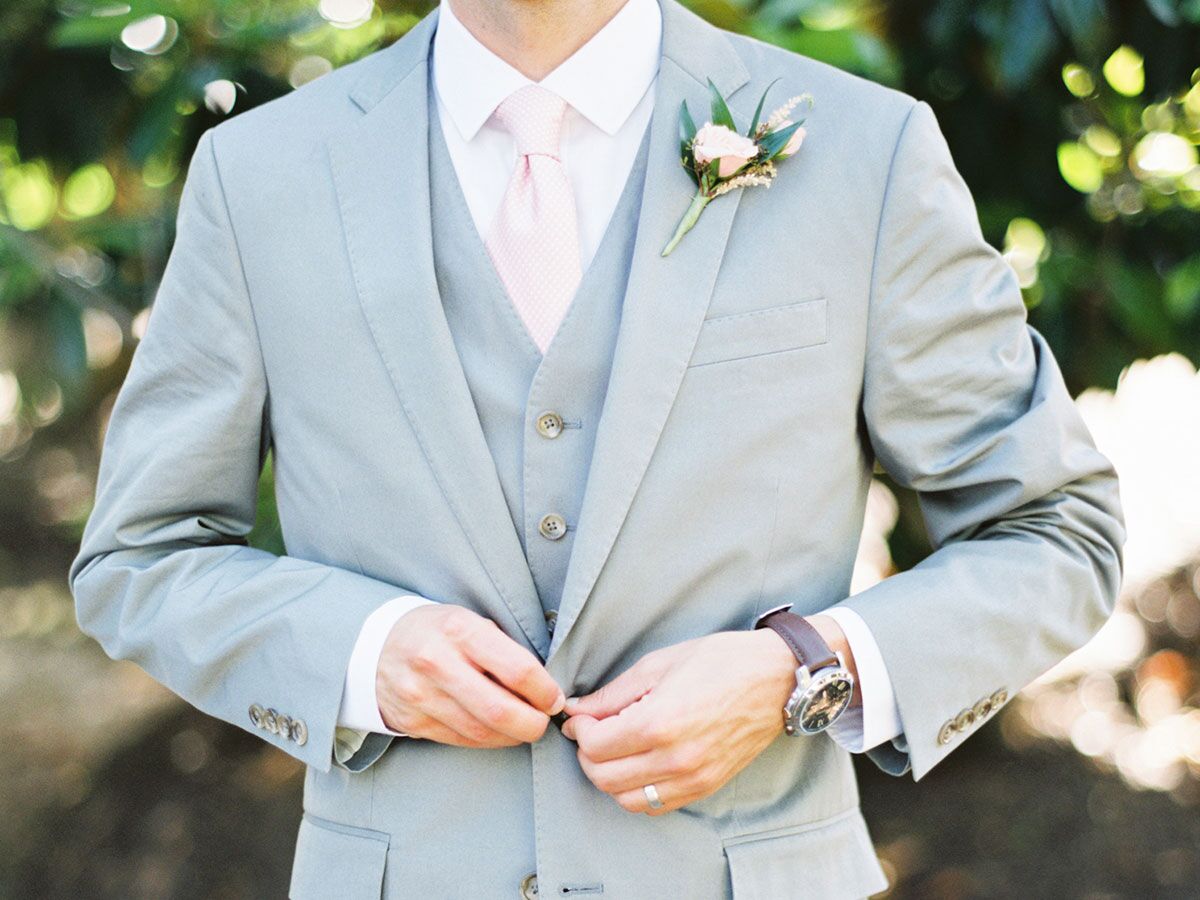 engagement dress for groom in summer