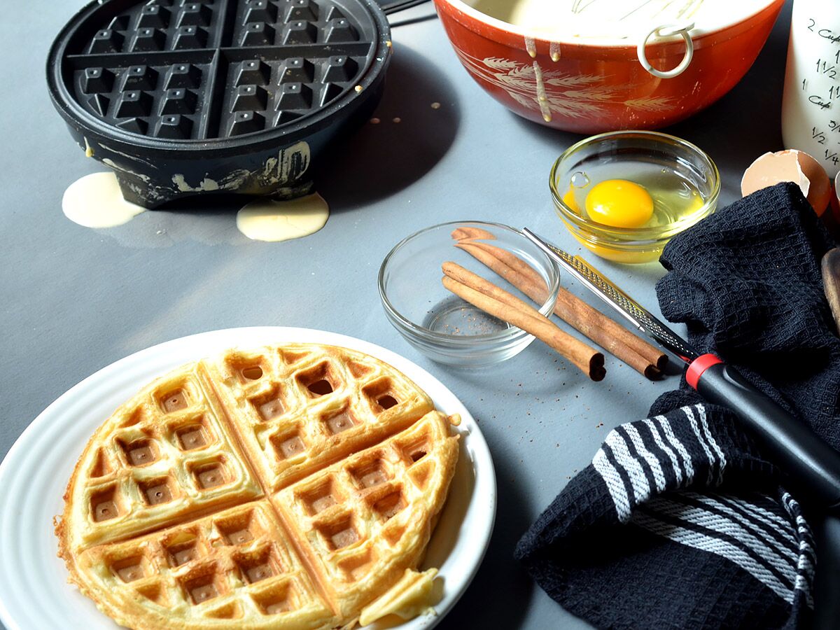 5 Best Waffle Makers With Removable Plates - Wow, It's Veggie?!