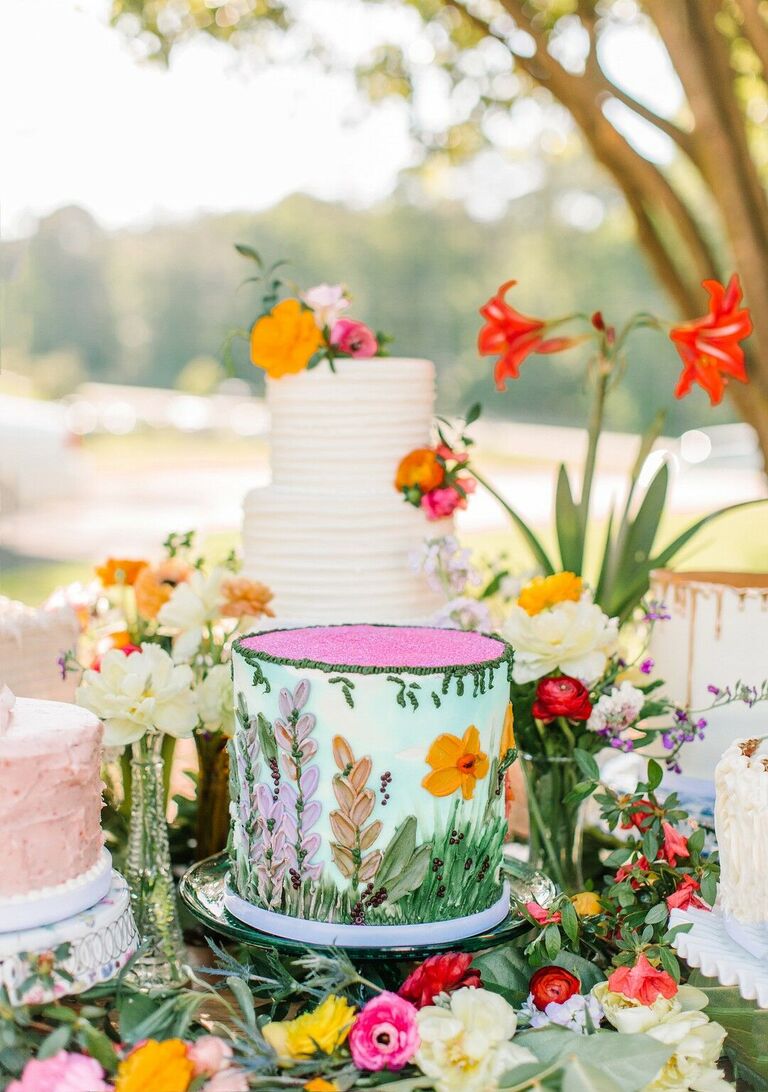 Colorful garden-inspired one-tier wedding cake