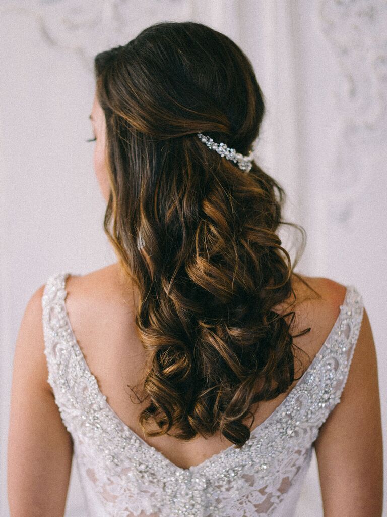 35 Curly Hair Wedding Styles For Long Medium Short Cuts