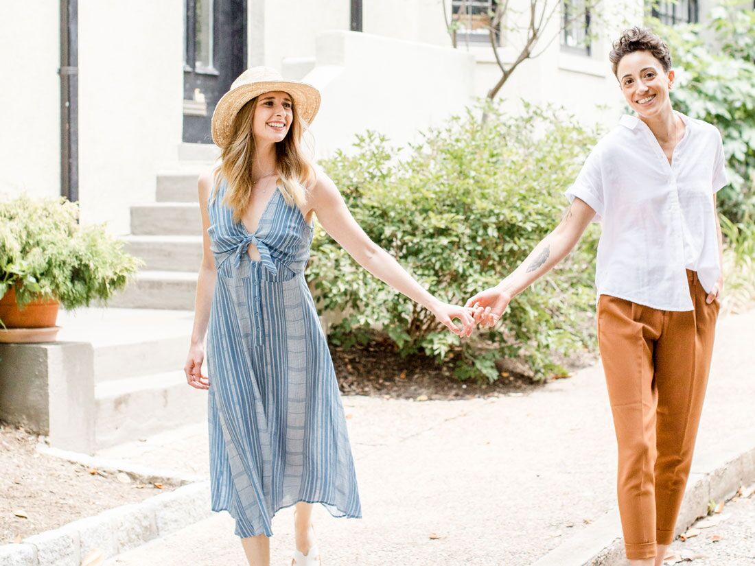 The Best Engagement Photo Outfits Dresses Exactly What To Wear