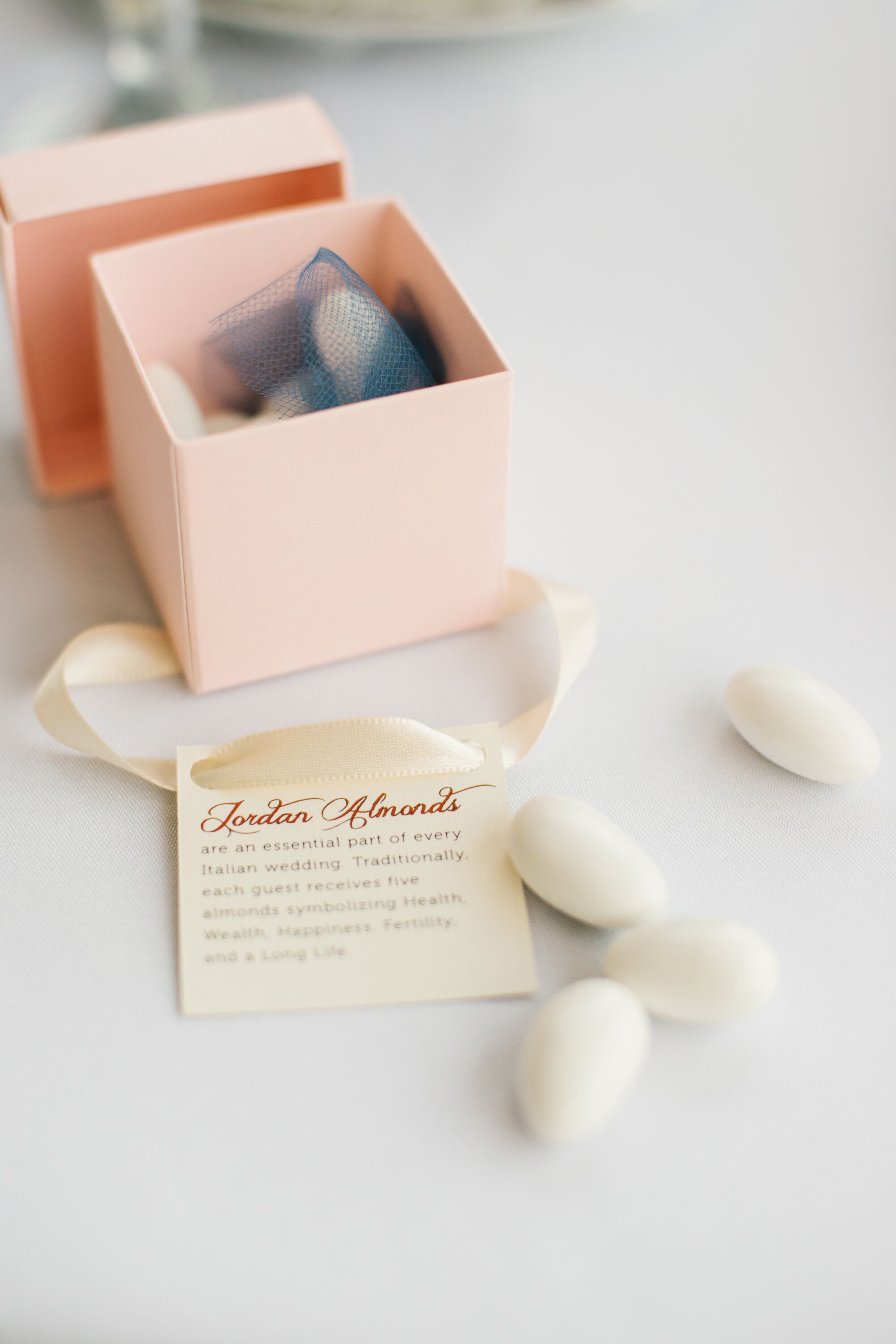 italian wedding favors