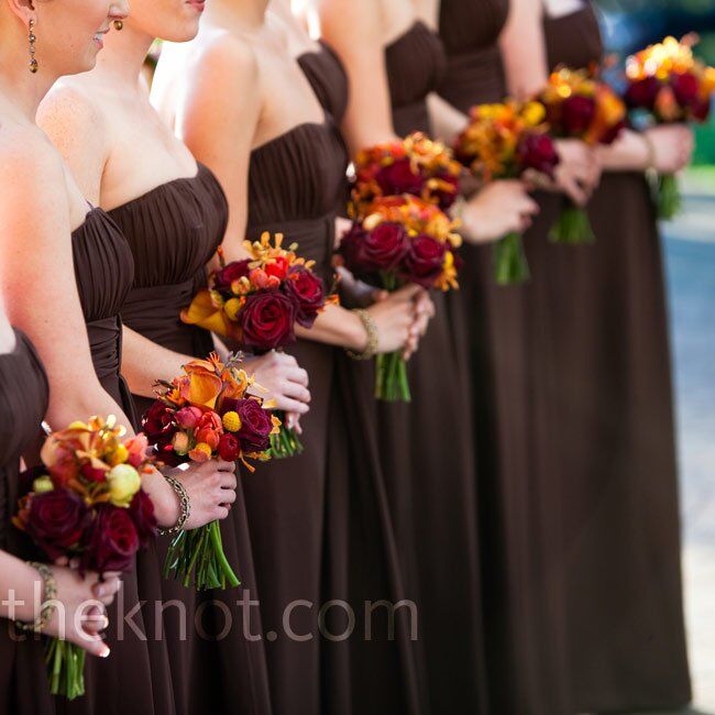 Burgundy Bridesmaid Bouquets   E8a1d749 A166 F3d1 50f0 670d03030522~rs 729.h