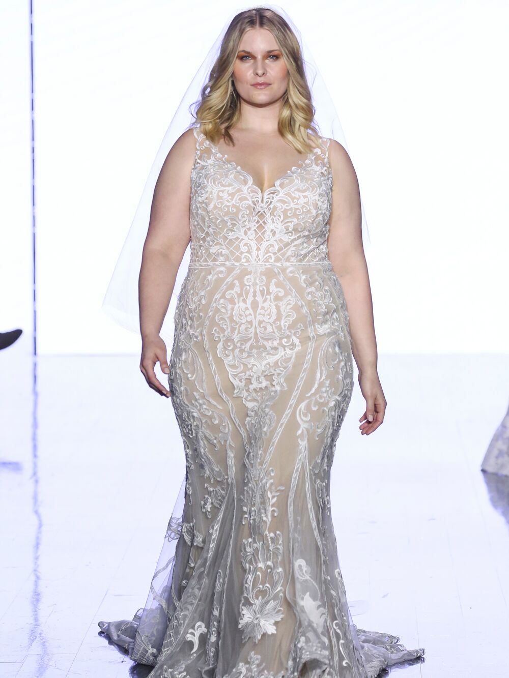 casual wedding dresses beach style